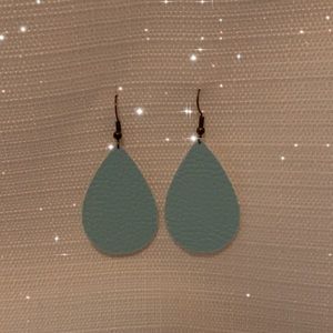 Leather earrings!!